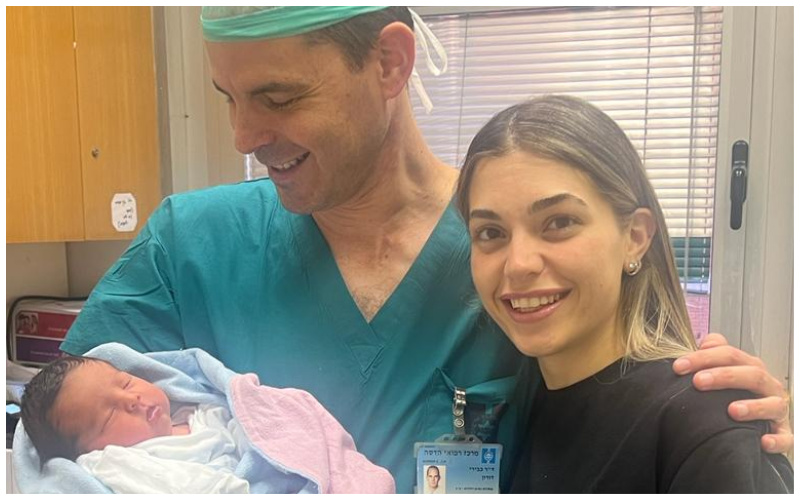 ד״ר דורון כבירי עם טליה בזק (בורוכוב) והתינוק החדש שלה בהדסה